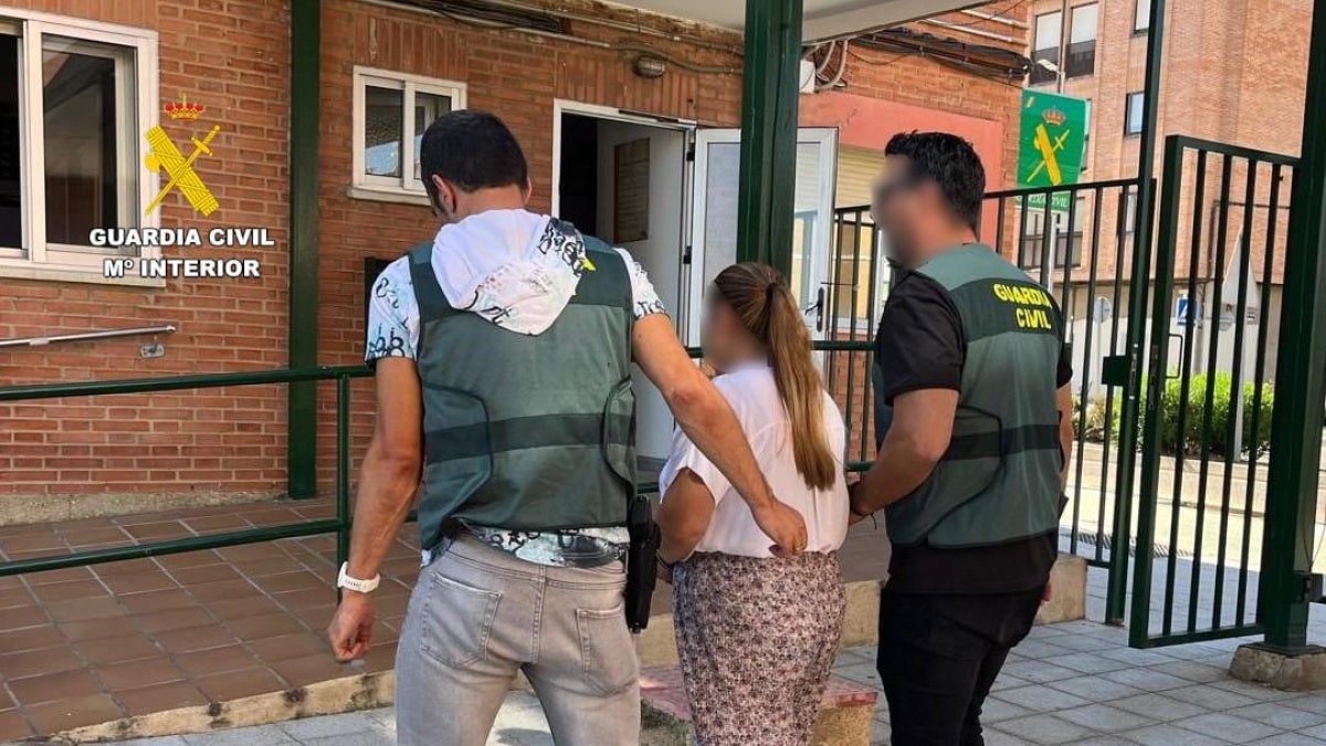 Momento de la detención de la mujer