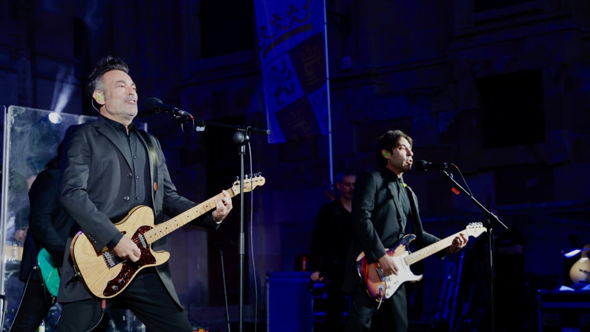 Imagen de archivo de los Café Quijano en concierto
