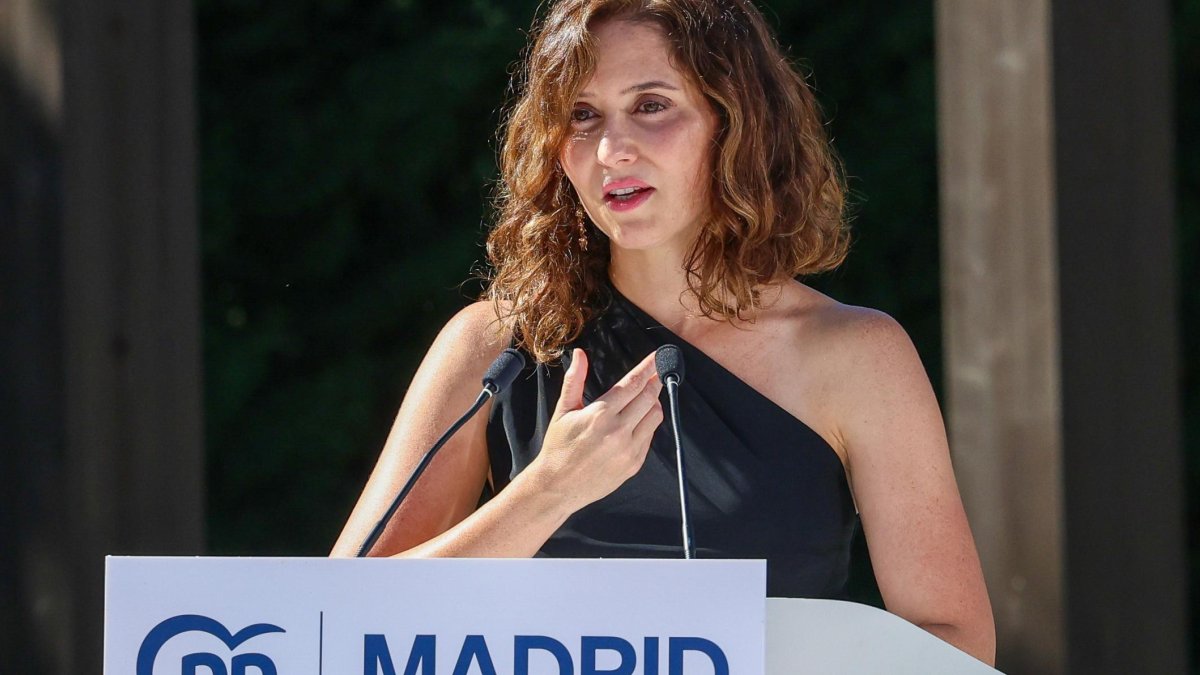 Archivo - La presidenta de la Comunidad de Madrid, Isabel Díaz Ayuso. Archivo.
