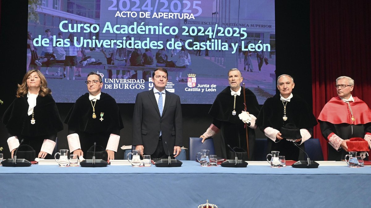 El presidente de la Junta de Castilla y León, Alfonso Fernández Mañueco, participa en la apertura del Curso Académico 2024-2025 de las universidades