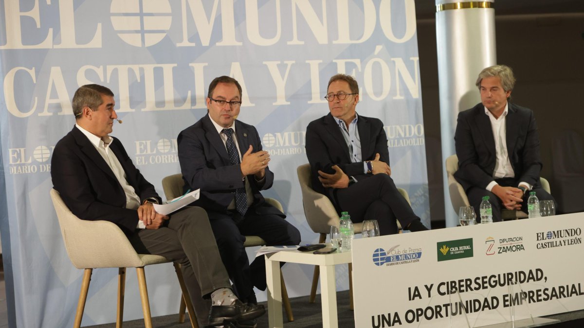 Club de prensa 'IA y Coberseguridad, una oportunidad empresarial', organizado por Diario de Castilla y León