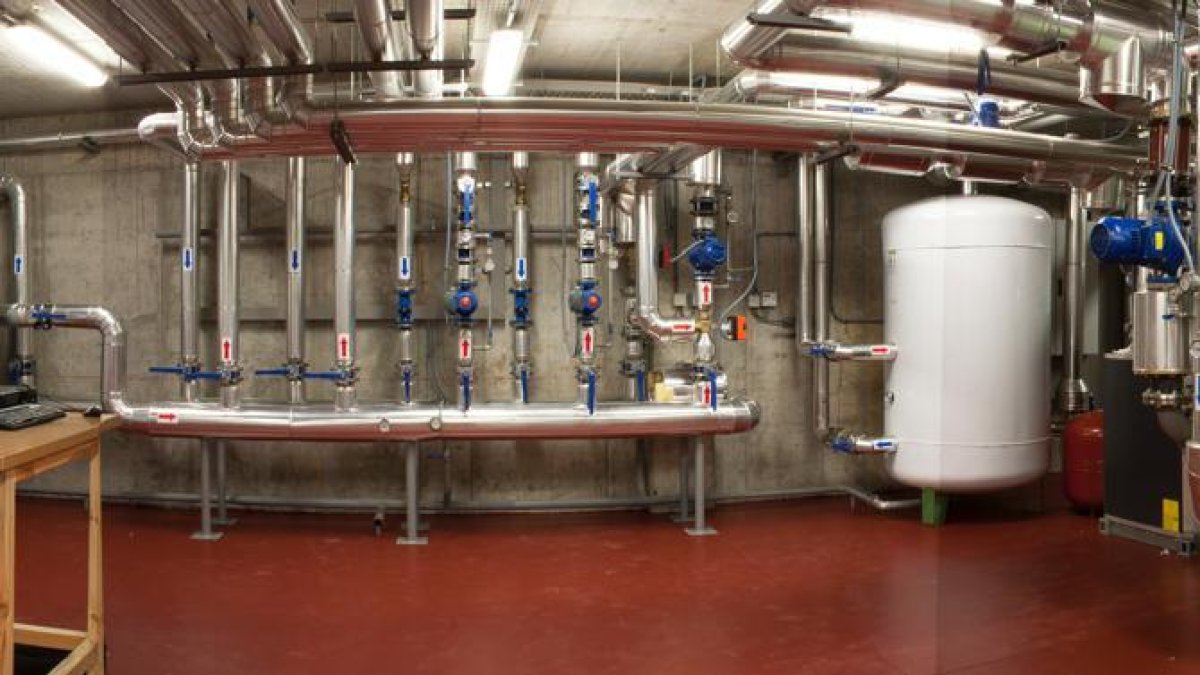 Instalaciones de climatización diseñadas e instaladas por la empresa en un edificio bioclimático