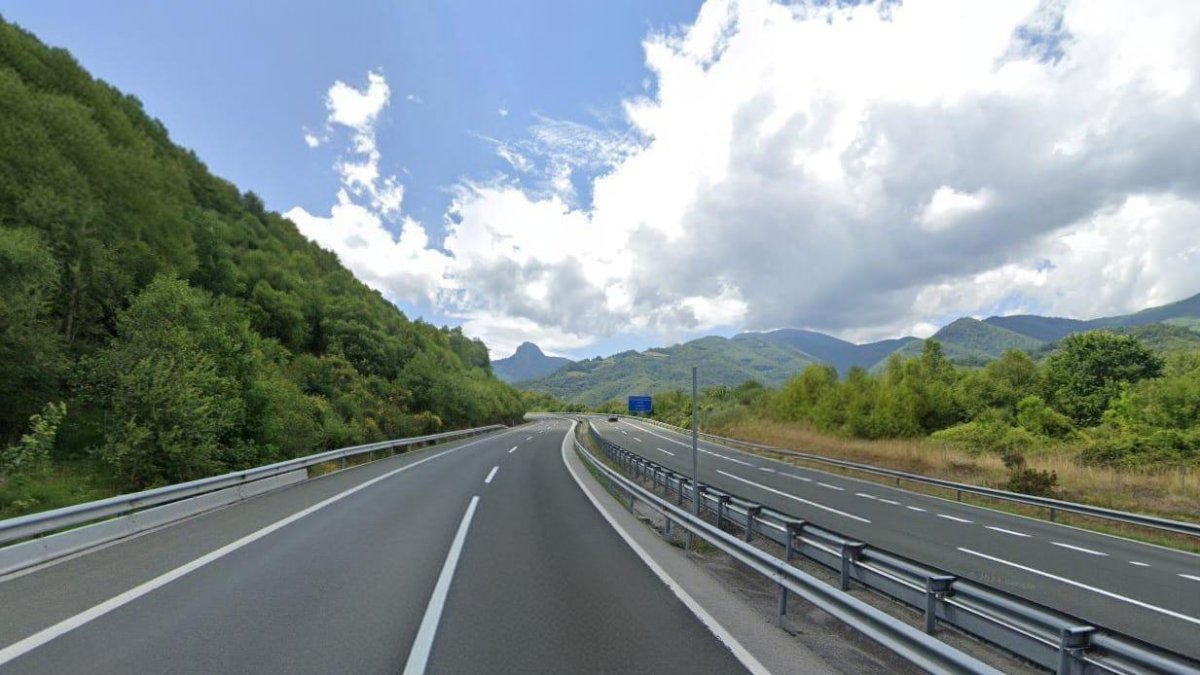 Imagen de archivo de la AP-66 entre