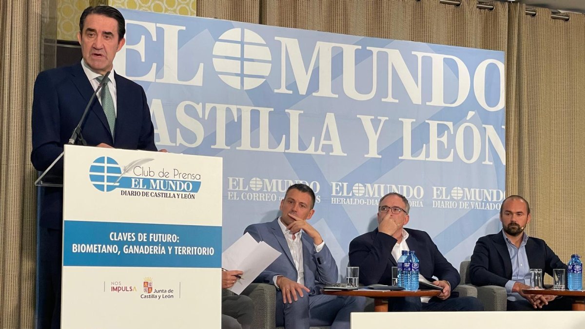 El consejero de Medio Amiente, Vivienda y Ordenación del Territorio, Juan Carlos-Suárez Quiñones, en el foro de El Mundo-Diario de Castilla y León