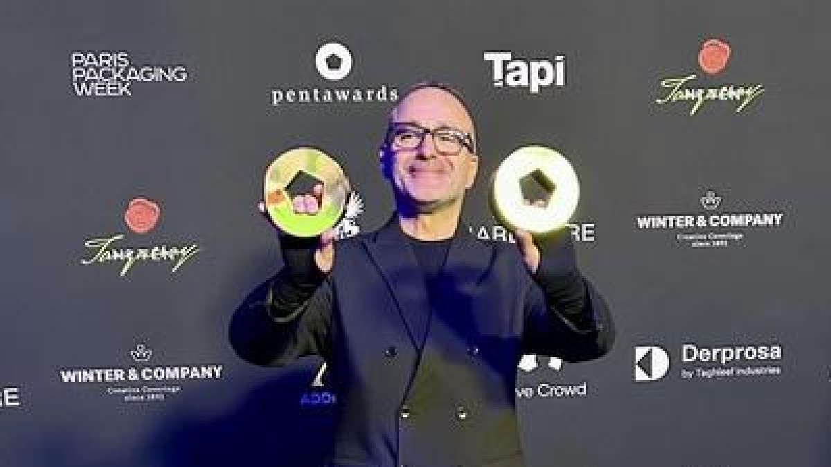 La Gala 2024 de los Pentawards celebrada en Londres entrega dos de sus trofeos al estudio de Pablo Guerrero.
