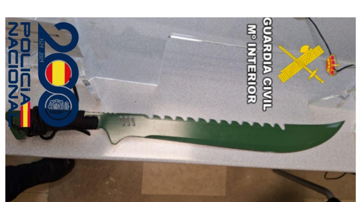 Machete utilizado en el robo.