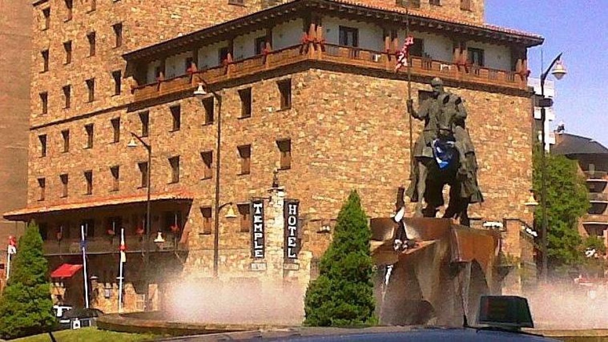 Hotel Temple en Ponferrada, en una imagen de archivo