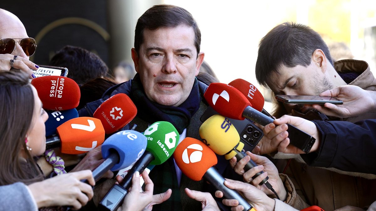 Alfonso Fernández Mañueco a su llegada al Comité Ejecutivo Nacional del PP.