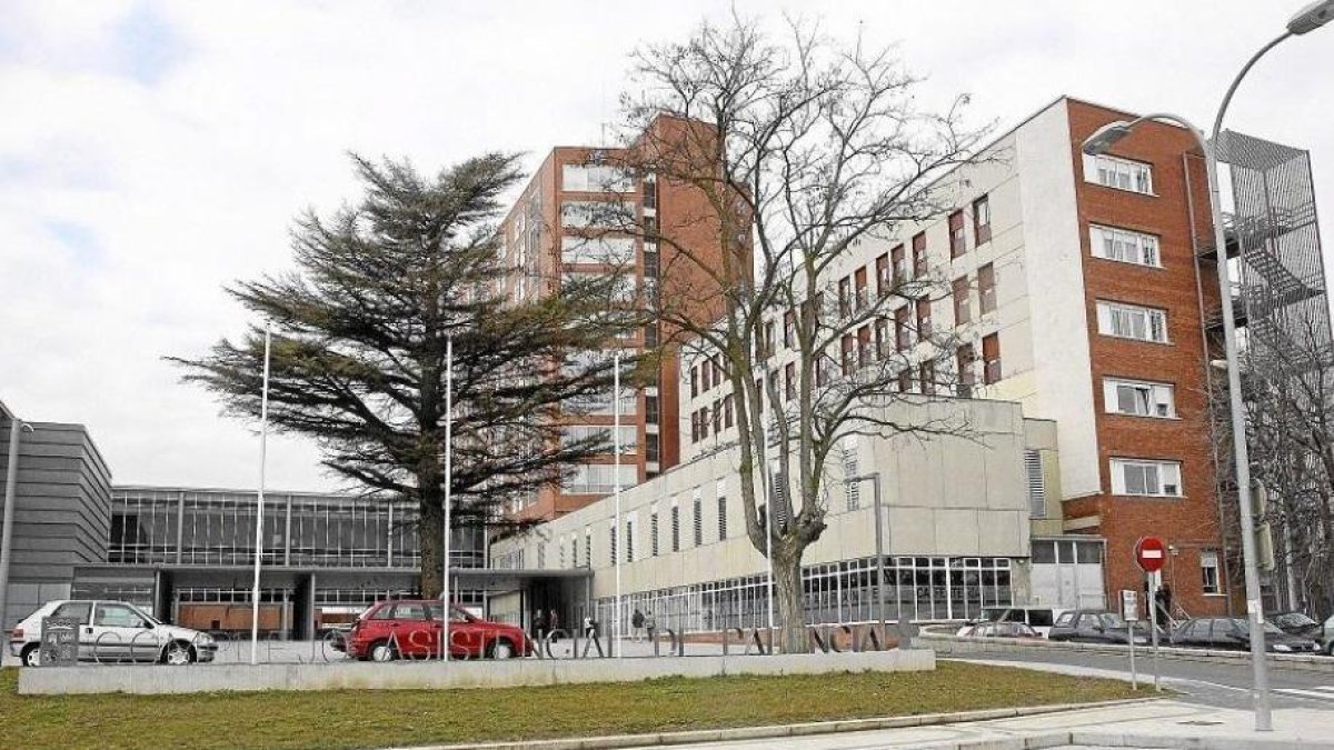 Fachada del hospital Rio Carrión de Palencia, imagen de archivo