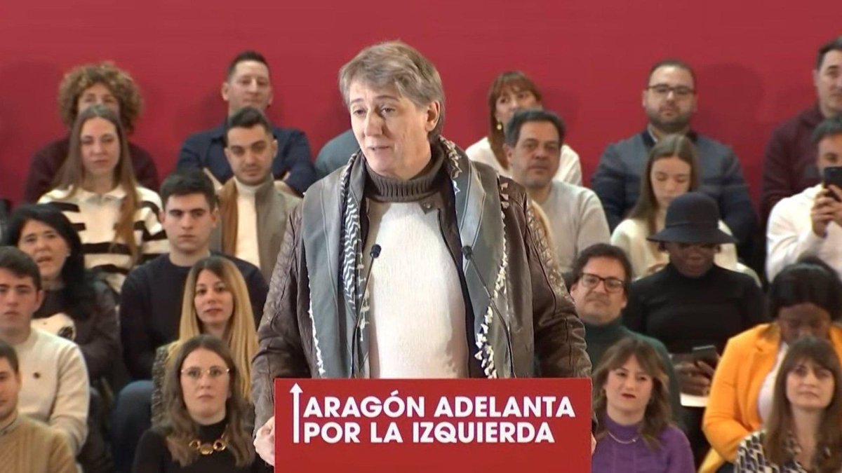 El secretario general electo del PSCyL, Carlos Martínez Mínguez, en su acto público en Zaragoza