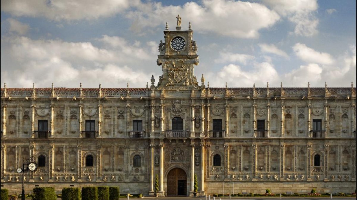 Imagen actual del parador de San Marcos de León.