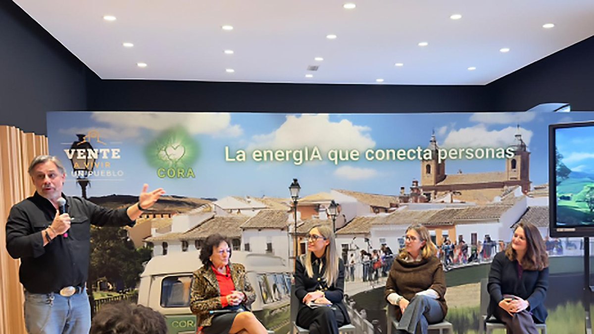 Presentación de CORA en la localidad burgalesa de Castrojeriz.