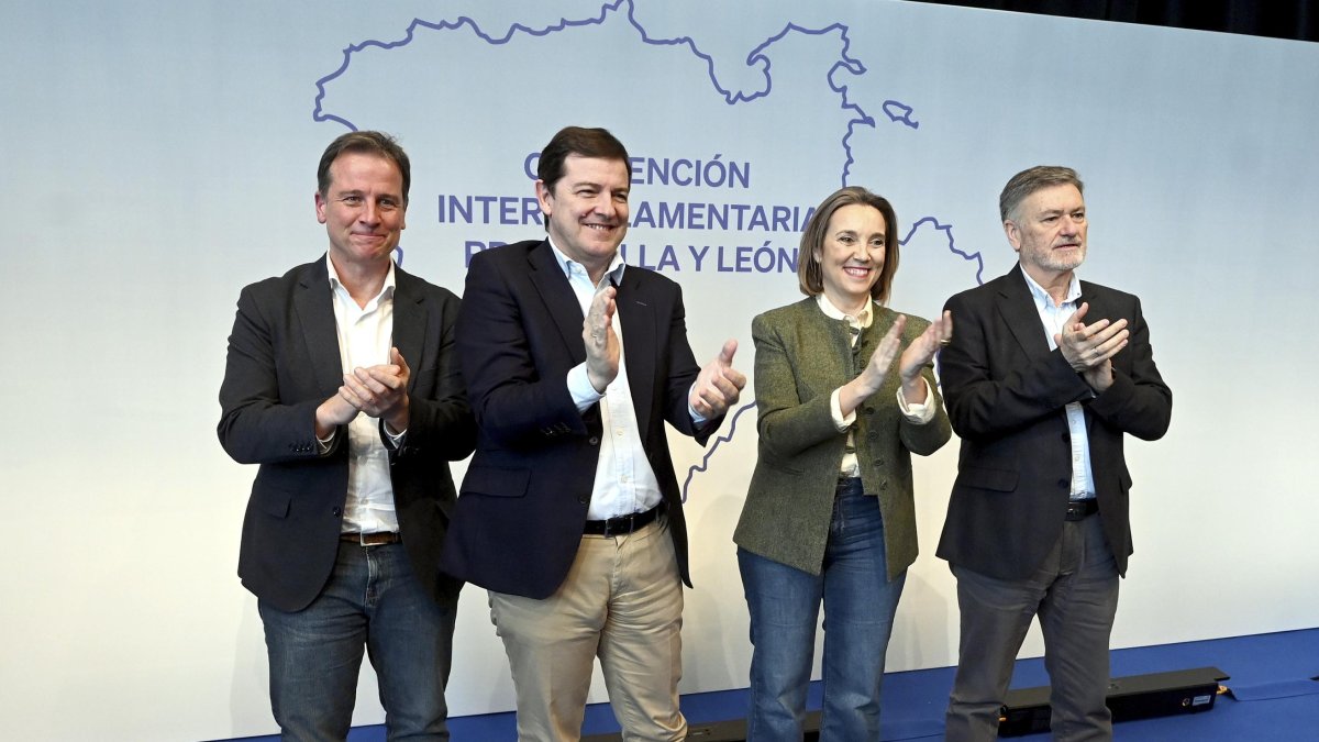 Borja Suárez, Alfonso Fernández Mañueco, Cuca Gamarra y Francisco Vázquez.