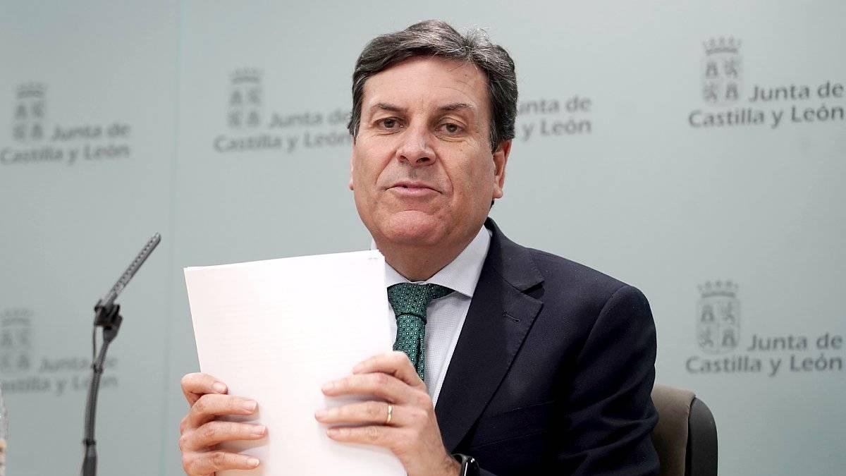 El portavoz del Gobierno autonómico y consejero de Economía y Hacienda, Carlos Fernández Carriedo. ICAL