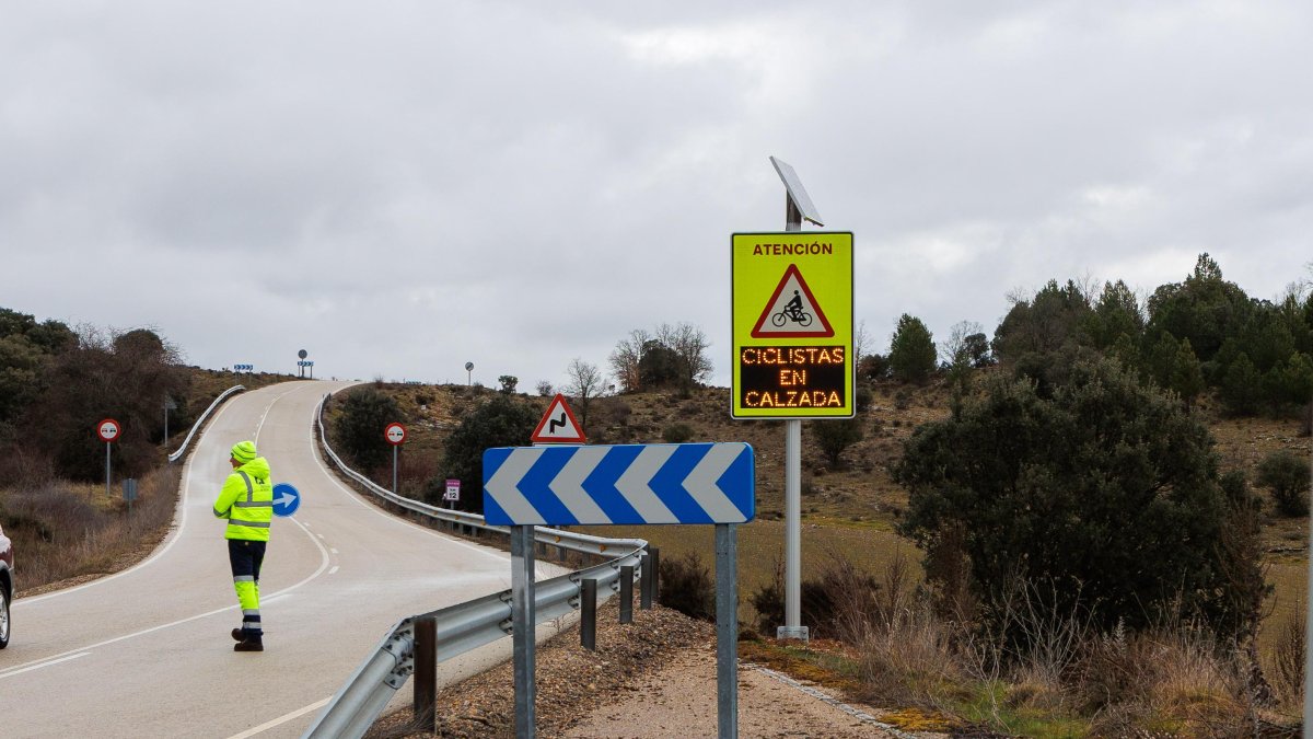 Nuevas señales inteligentes para detectar ciclistas en Soria