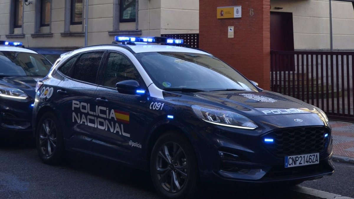 Fachada de la comisaría de la Policía Nacional de León.