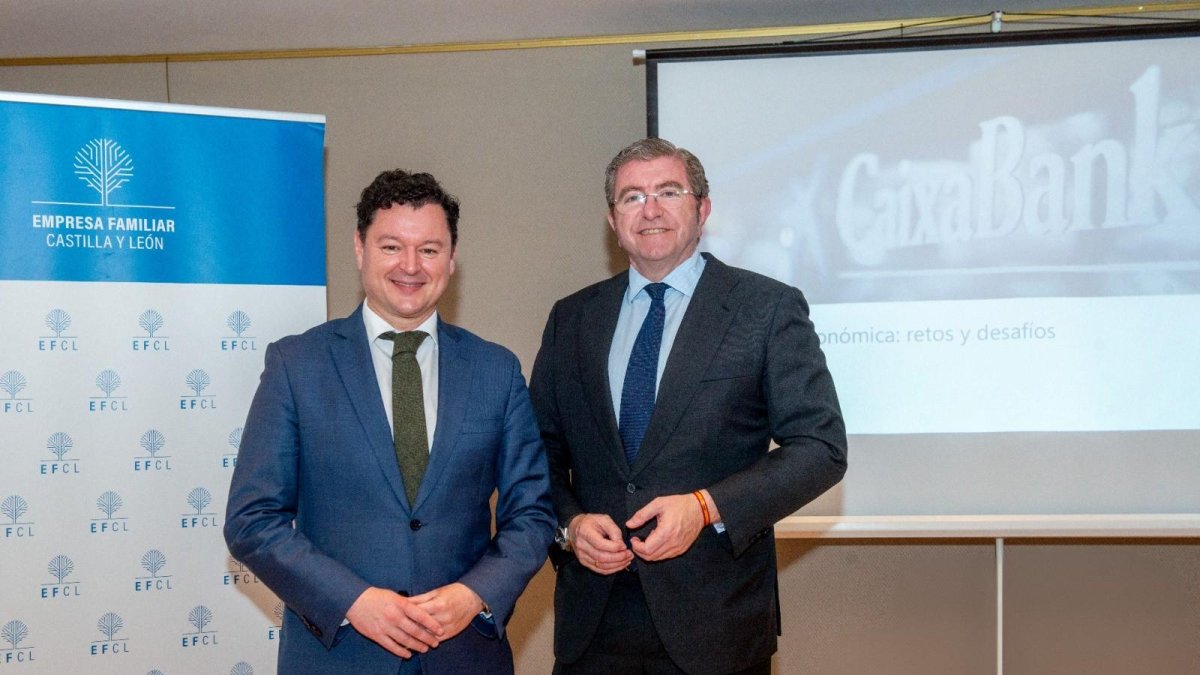 Gerardo Cuartero, CaixaBank, e Isidoro Alanís, EFCL.