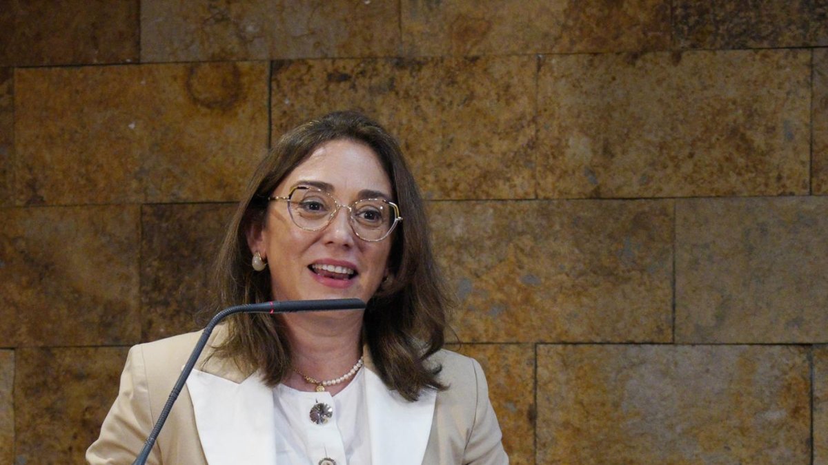 La consejera de Agricultura, Ganadería y Desarrollo Rural, María González Corral, en su intervención en el Club de Prensa de El Mundo Diario de Castilla y León.