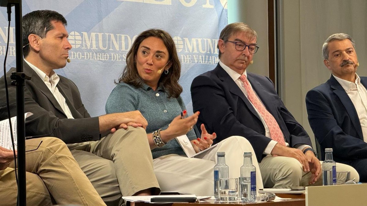 La consejera de Agricultura, Ganadería y Desarrollo Rural, María González Corral, en el Club de Prensa de El Mundo de Castilla y León