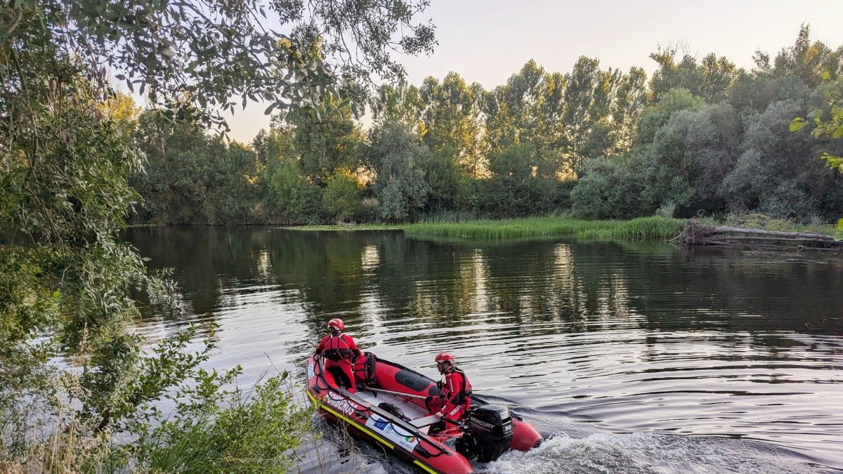 Busqueda de una persona en el Río Águeda en Ciudad Rodrigo (Salamanca).