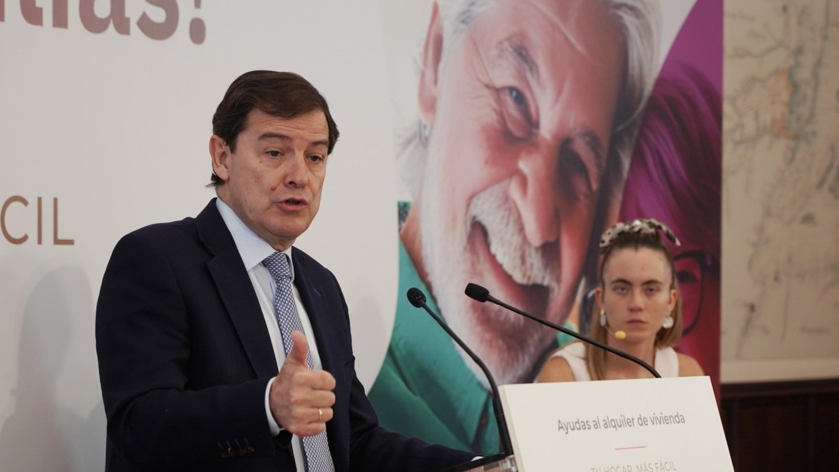 El presidente de la Junta de Castilla y León, Alfonso Fernández Mañueco, presenta medidas en materia de vivienda en la Comunidad.