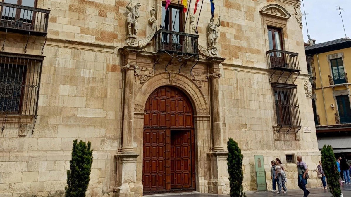 Palacio de los Guzmanes, sede de la Diputación de León.