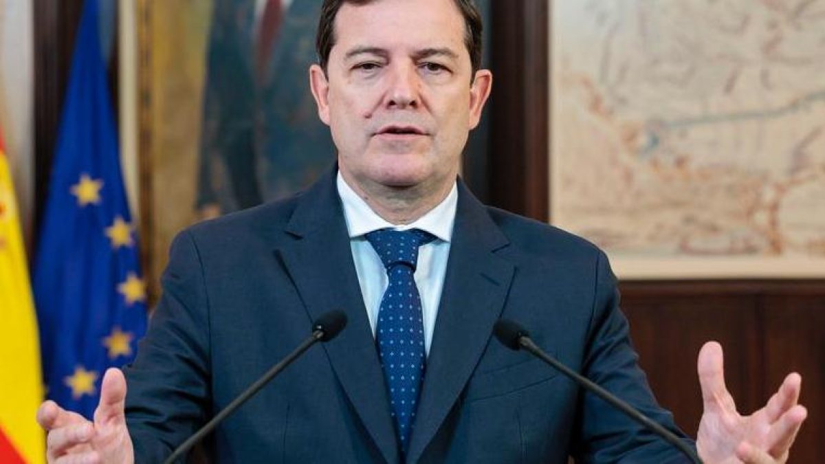 Alfonso Fernández Mañueco, en su declaración institucional tras la presentación de las enmiendas a la totalidad a los presupuestos