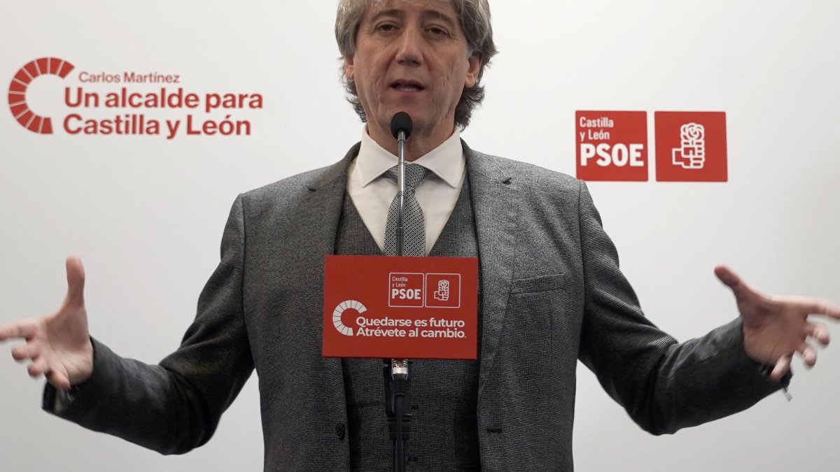 Carlos Martínez, en su comparecencia ante los medios de comunicación en Valladolid.