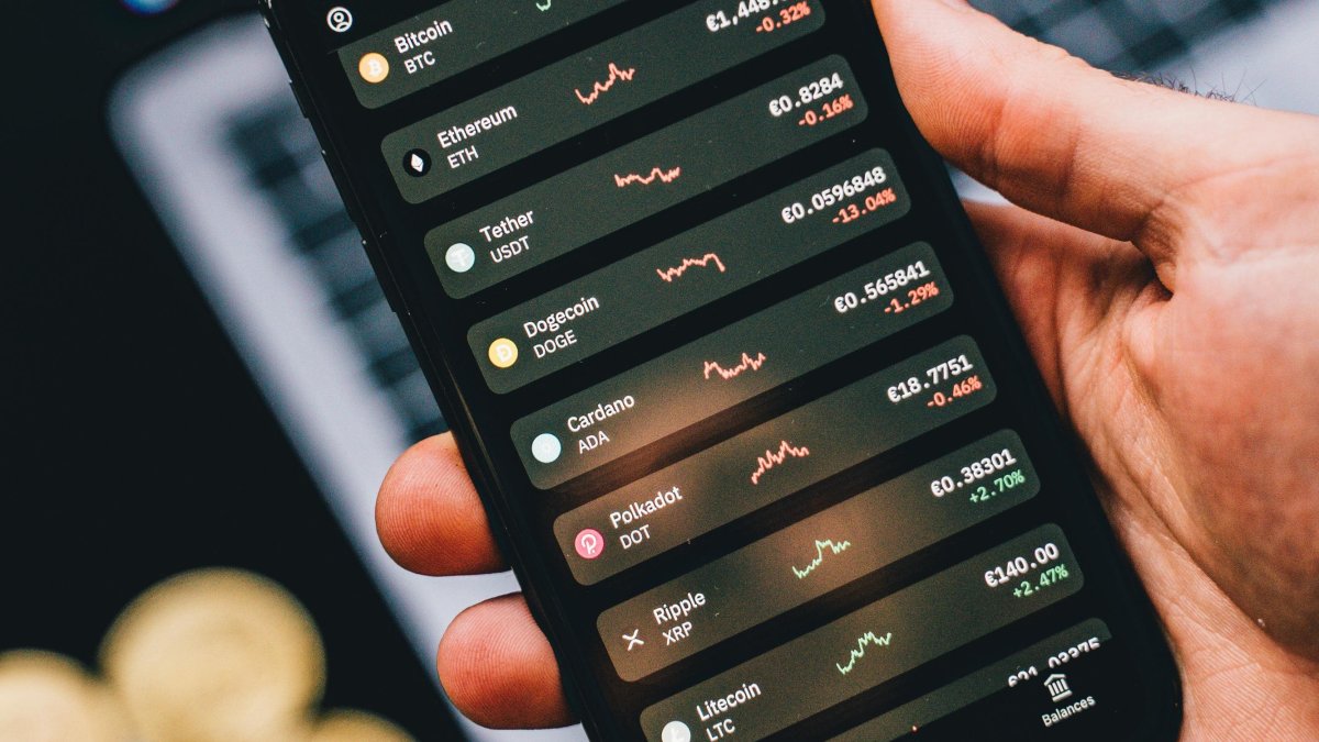Cartera de criptomonedas en un móvil.