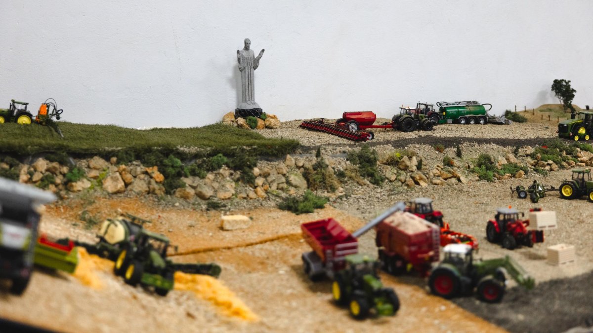4ª exposición de miniaturas agrícolas en Villamartín de Campos