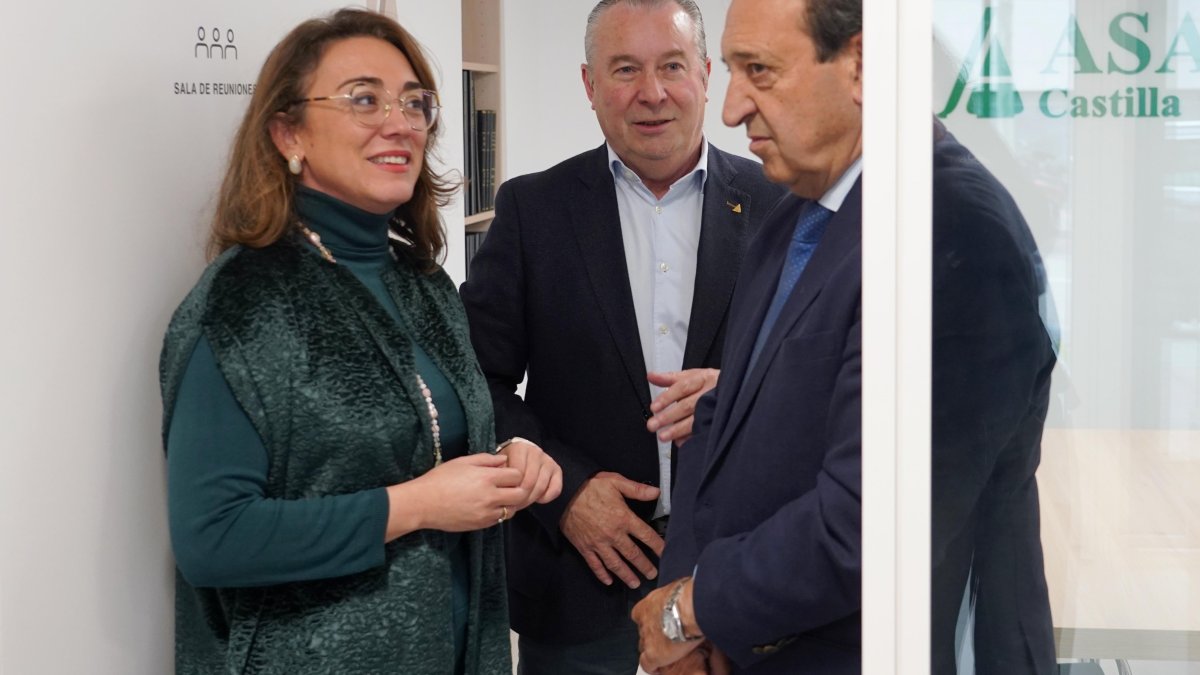 María González Corral, Donaciano Dujo y Pedro Barato.