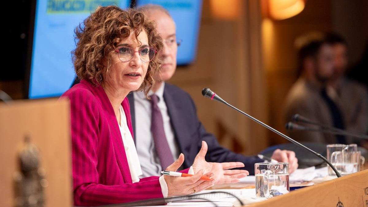 La ministra de Hacienda, María Jesús Montero, presenta la nueva financiación autonómica el pasado viernes.