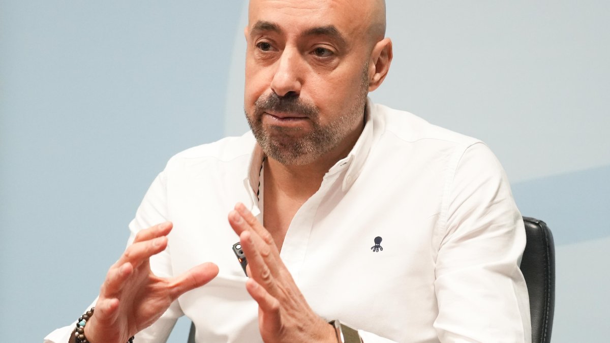 Óscar Lobo, en un momento de la entrevista con El Mundo de Castilla y León.