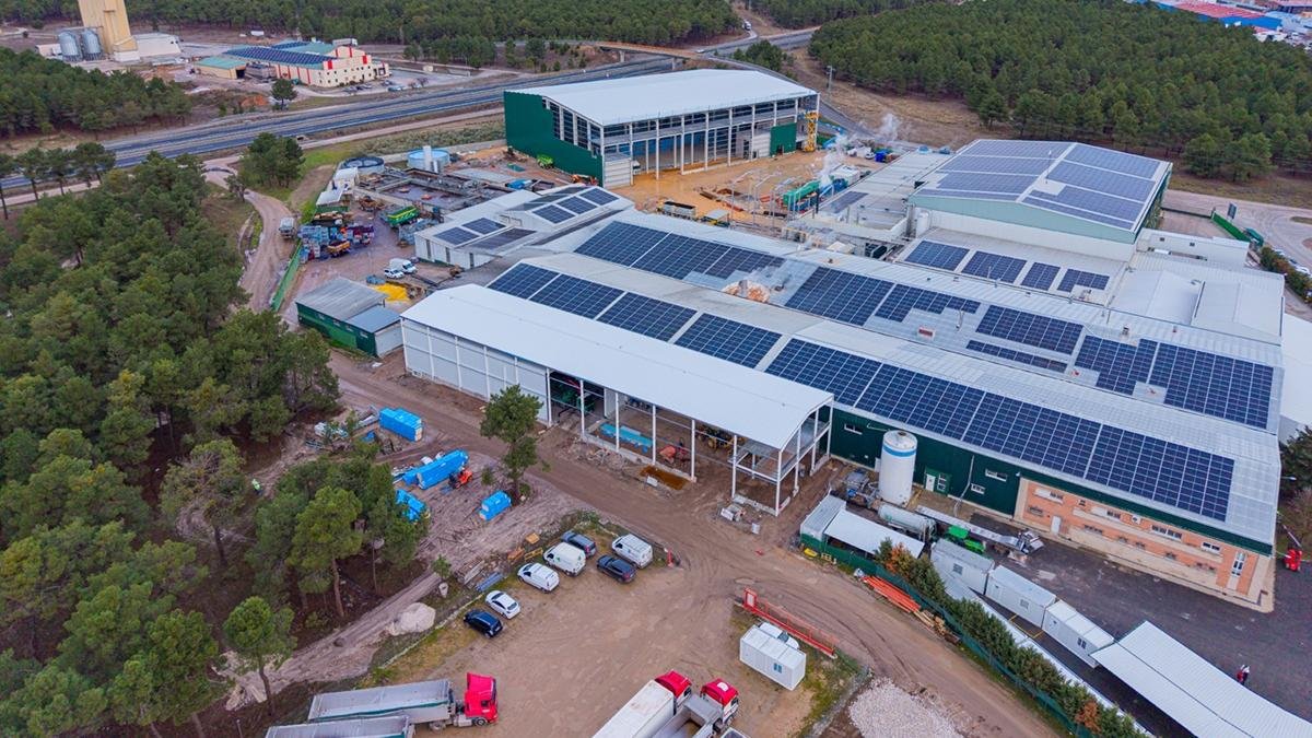 Huercasa construye la mayor fábrica de maíz dulce en mazorca de Europa, en Sanchonuño (Segovia).