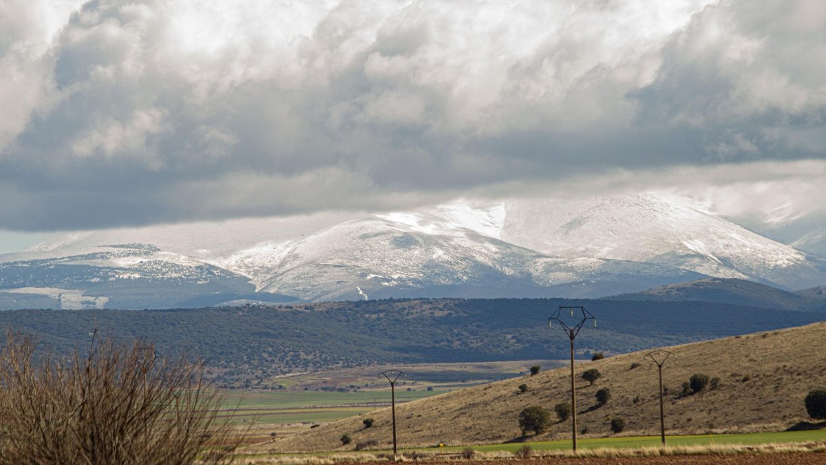 Panorámica del Moncayo en su vertiente soriana.