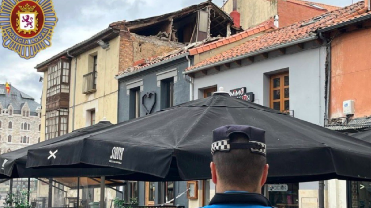 Desplome de la fachada de un edificio en León