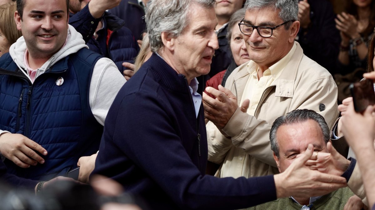 El presidente del Partido Popular, Alberto Núñez Feijóo, en un acto de la campaña electoral.