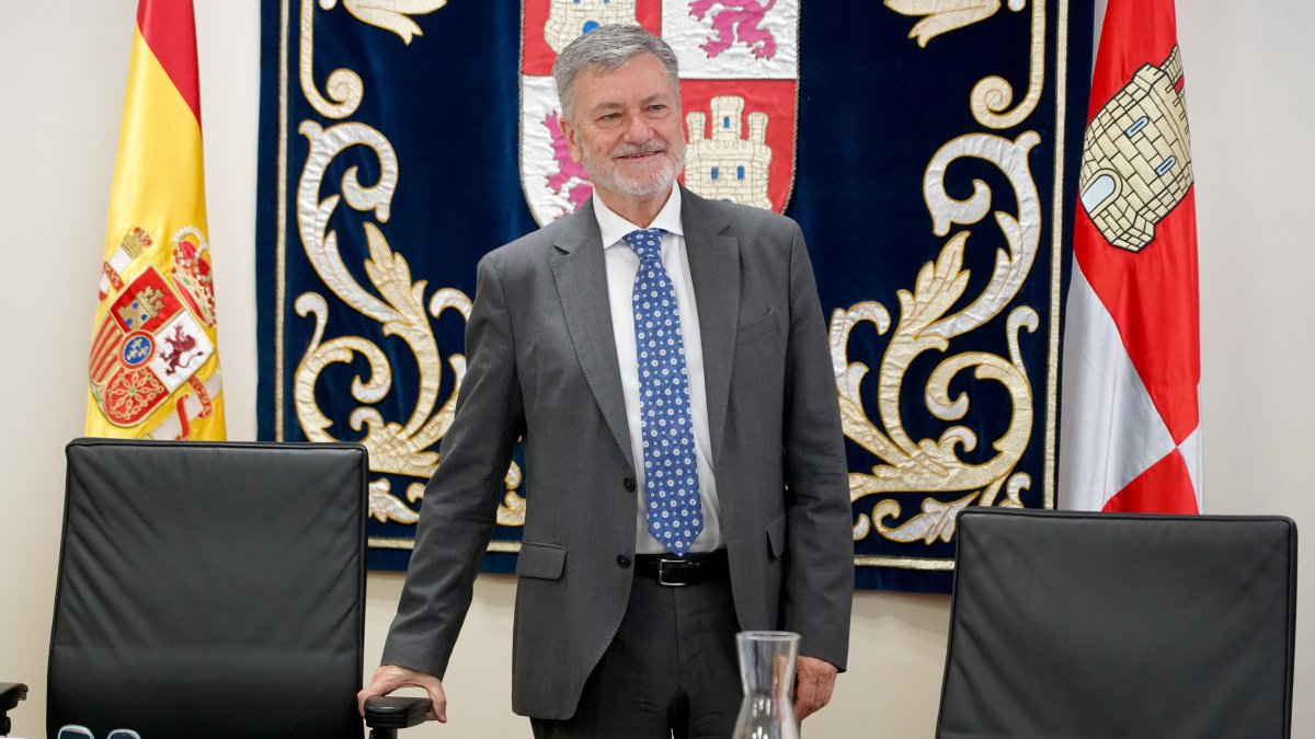 El presidente de las Cortes de Castilla y León, Francisco Vázquez.