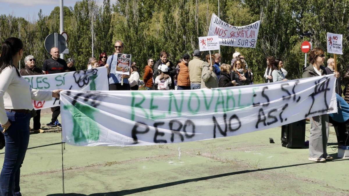 Protesta contra la planta de biomasa en León