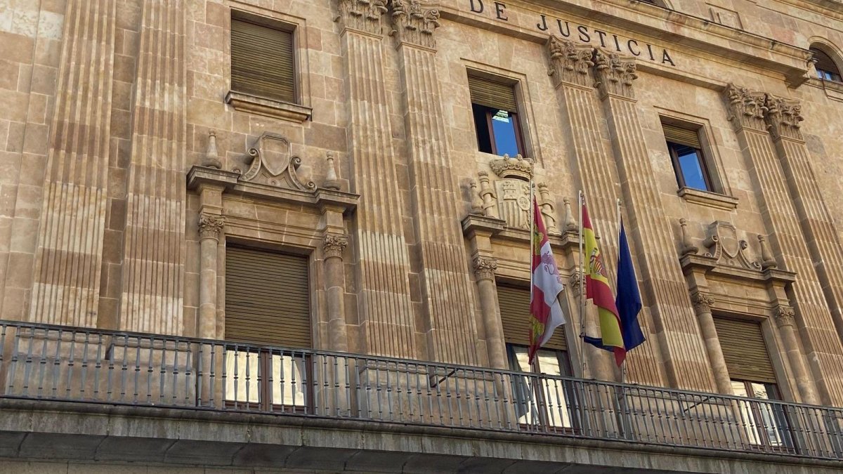 Fachada de la Audiencia Provincial de Salamanca