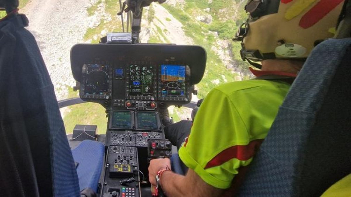 Helicóptero de rescates de Castilla y León.