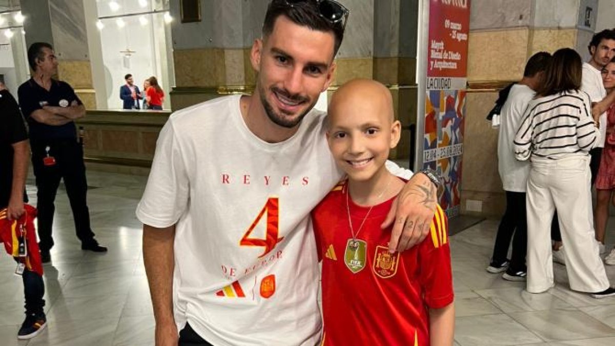 Álex Baena y María Caamaño en la celebración de la Eurocopa de 2024.