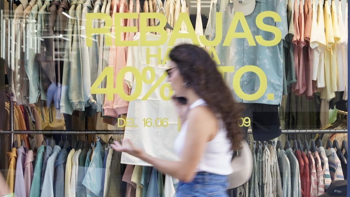 La campaña de rebajas impulsa las contrataciones.