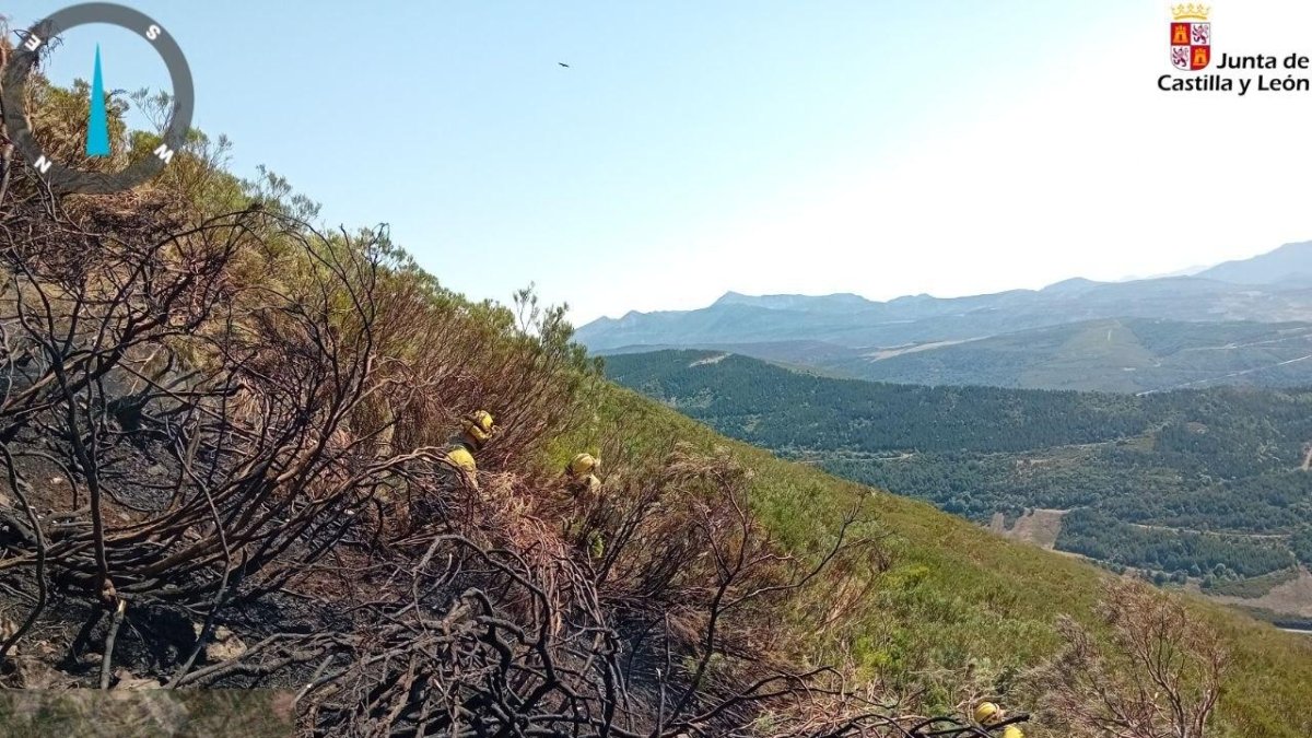Incendio en Caboalles (León)
