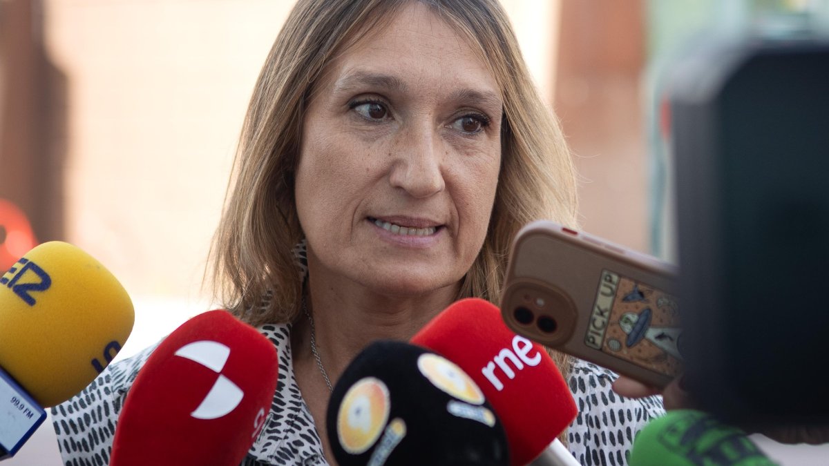 La procuradora y secretaria segunda de la Mesa de las Cortes, Rocío Lucas.