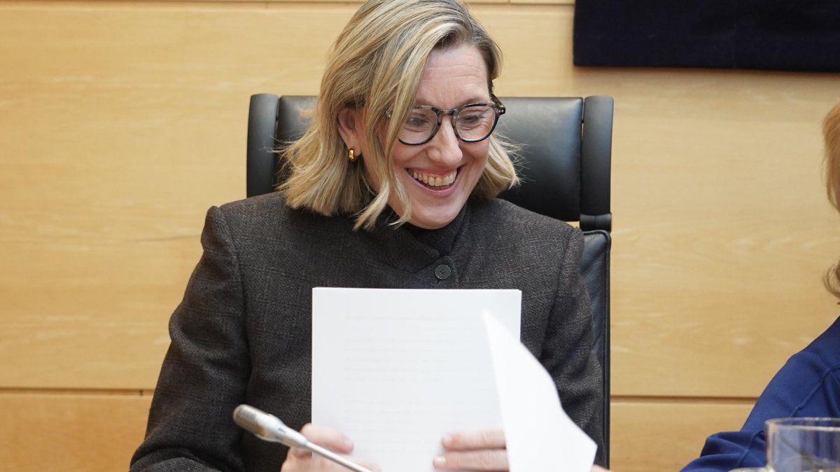 La vicepresidenta segunda de la Junta de Castilla y León, Isabel Blanco, comparece ante la Comisión de Economía y Hacienda de las Cortes de Castilla y León