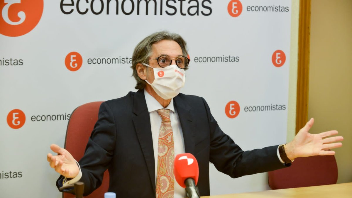 Juan Carlos De Margarida / E.M.