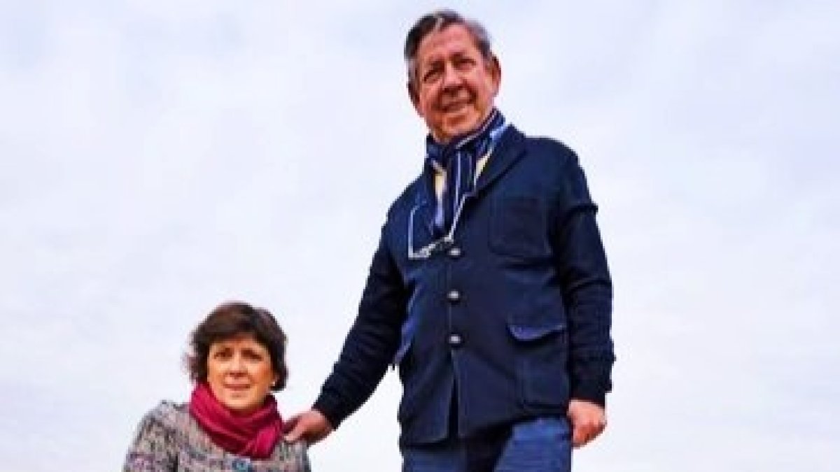 José Manuel Ortega Estefanía junto a su hija. E.M.