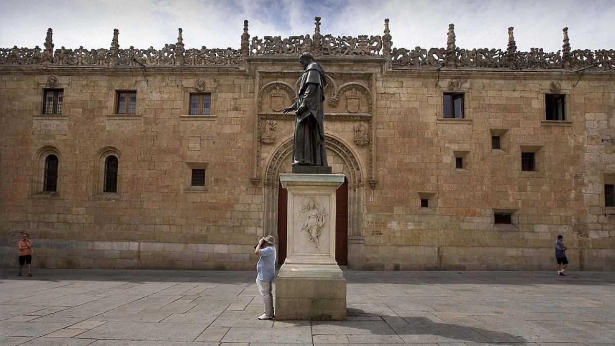 Universidad de Salamanca (USAL)