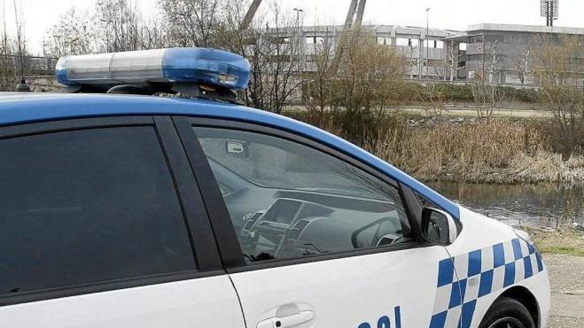 Coche patrulla de la Policía Local.- E. M.